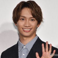 昨日は「24時間テレビ」だったので水槽を洗えなかった藤原丈一郎（C）モデルプレス