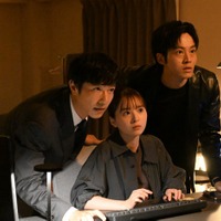 堺雅人、飯沼愛、松坂桃李「VIVANT」第6話より（C）TBS