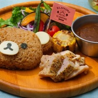 キャンプカレープレート／提供画像