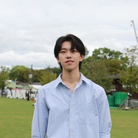 モデルプレスのインタビューに応じた奥本琉稀さん（提供写真）