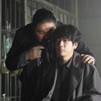 米本学仁、二宮和也「ONE DAY～聖夜のから騒ぎ～」第6話より（C）フジテレビ