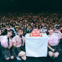 峯岸みなみ、高橋みなみ、小嶋陽菜「ノースリーブス15th Anniversary Live」