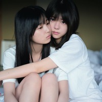 五百城茉央、冨里奈央／撮影：花盛友里