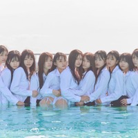 乃木坂46 5期生写真集より／撮影：Sakai De Jun