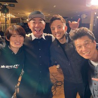 向井康二、木梨憲武、満島真之介、芝大輔（C）カンテレ
