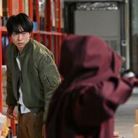 櫻井翔「新空港占拠」第1話より（C）日本テレビ