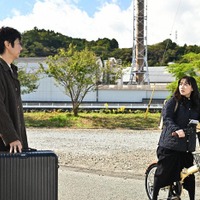 西島秀俊、芦田愛菜「さよならマエストロ～父と私のアパッシオナート～」第1話より（C）TBS