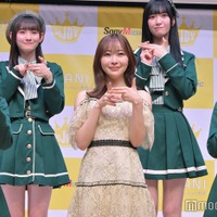 ≒JOYメジャーデビュー記者会／（後列左から）山野愛月、山田杏佳（前列左から）江角怜音、指原莉乃、市原愛弓（C）モデルプレス