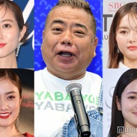 （左から時計回りに）堀田茜、出川哲朗、箭内夢菜、横田真悠、谷まりあ（C）モデルプレス