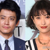 小栗旬、山田優（C）モデルプレス