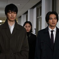 長谷川博己、堀田真由、北村匠海「アンチヒーロー」第1話より（C）TBS