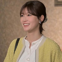 生見愛瑠「くるり～誰が私と恋をした？～」第4話より（C）TBS