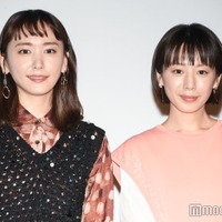 映画「違国日記」公開直前イベントに出席した新垣結衣、夏帆（C）モデルプレス