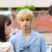 高橋ひかる、木村慧人、西垣匠「顔に泥を塗る」第2話より（C）テレビ朝日