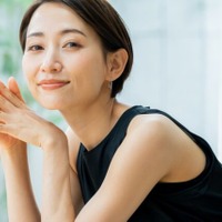 20代の後輩「30代だと思ってた…」年下が憧れる女性の特徴とは！？