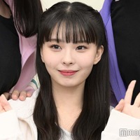 ロングヘアの川口ゆりな（C）モデルプレス