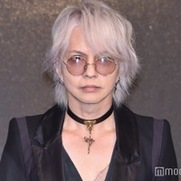 HYDE「Mステ」で“推し”アイドルと共演でタジタジ「僕出ていて大丈夫ですかね」