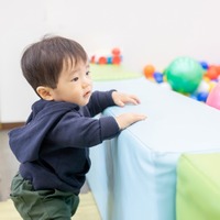 【プレイルームで】まさかの力技！？1歳息子の驚きの行動に「思わず笑ってしまいました」