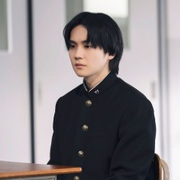吉野北人（C）2024 映画「遺書、公開。」製作委員会（C）陽東太郎／SQUARE ENIX