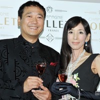 鎧塚俊彦氏、妻・川島なお美さんに贈るクリスマスケーキ公開「ニコニコ食べてる姿が目に浮かぶ」の声