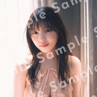 与田祐希3rd写真集「ヨーダ」封入特典ポストカード第5弾／撮影・細居幸次郎