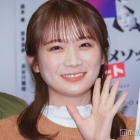 秋元真夏、左腕の怪我報告「包帯ぐるぐる巻き」