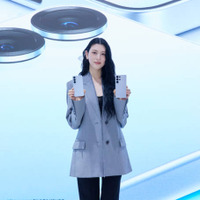 三吉彩花、日々の生活に欠かせない“必需品”とは？「忘れた時に出先で買いに行ったことがあります」