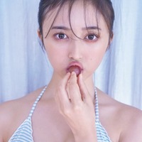 乃木坂46 井上和1st写真集モノローグ 先行カット（講談社）撮影／中村和孝