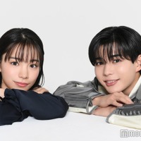 モデルプレスのインタビューに応じた長尾謙杜＆當真あみ（C）モデルプレス