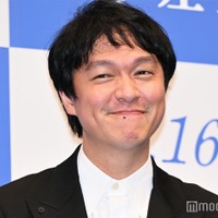 プライベートで一般人を巻き込みエチュードをしていた丸山隆平（C）モデルプレス