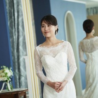 有村架純、純白ウエディングドレス姿で登場 映画「花まんま」ブライダルメイキング映像解禁