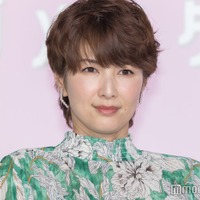 ショートヘアの吉瀬美智子（C）モデルプレス