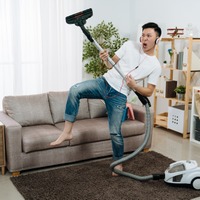 6歳年下のうっかり夫。「育てる」つもりで我慢し続けたけれど、もう限界！45歳キャリア妻が、いくら説得しても別れてくれない……!!