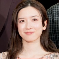 永野芽郁、不倫疑惑報道後初の公の場 共演者との集合ショット公開