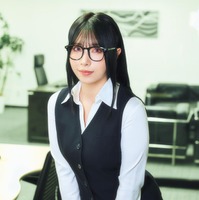 人気コスプレイヤー＆グラドル・三橋くん「澱の中」ヒロイン“夢空さん”完全再現で美ボディ披露「ヤンマガ」初登場