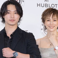 山崎賢人＆米倉涼子「35歳の高校生」クラスメイト再会に感慨「大事な作品」「全然手の届かないような大人に」