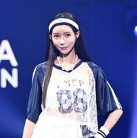 おすず（C）モデルプレス