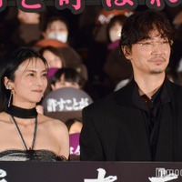 綾野剛、柴咲コウの「凍るような目」が見どころ「僕はライブでそれを体感した」【でっちあげ　～殺人教師と呼ばれた男】