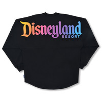 カリフォルニアディズニー70周年記念コレクションが一部ストアで発売！特別感あふれるアイテムが盛りだくさん