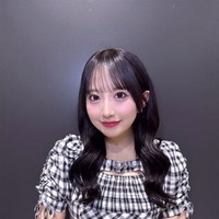 “握手会にヲタク1人”SKE48相川暖花、ミニスカから美脚披露「可愛い」「癖強い」と反響