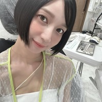 芹那公式Instagramより