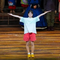 舞台「千と千尋の神隠し」上海公演開幕 千尋役・橋本環奈らの舞台＆カーテンコール写真到着