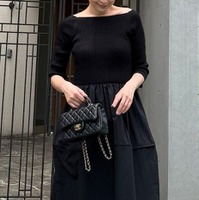 １枚でサマになる「黒ドッキングワンピ」。体型カバーも叶う大人女性の味方なんです【40代の毎日コーデ】
