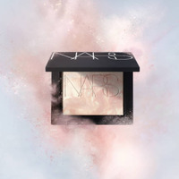 NARS、「ライトリフレクティング プリズマティックパウダー」新シェードが数量限定で登場！