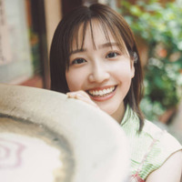 TBS南後杏子アナ、熱海を舞台に自然体な魅力がキラリ！ギャップ満載のリラックスSHOT披露