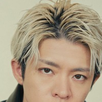 岸優太／Movie : Keigo Yasuda Styling：Yuji Yasumoto Hair & Makeup：Natsumi Terasaki Editor：Hisako Yamazaki