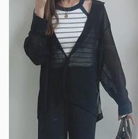 真似したい！涼感と品格を備えた全身【ユニクロ】のレイヤードコーデ【40代の毎日コーデ】
