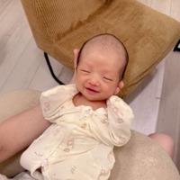 第5子出産の辻希美、おっとり次女のご機嫌SHOTを公開「今までで1番 寝てくれる」