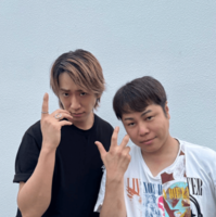 ノンスタ井上、NEWS小山慶一郎と“キメポーズ”でパシャリ！気さくな人柄に好感「本当に良い人」