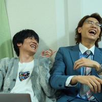 風間俊介、庄司浩平（C）マミタ・libre／「40までにしたい10のこと」